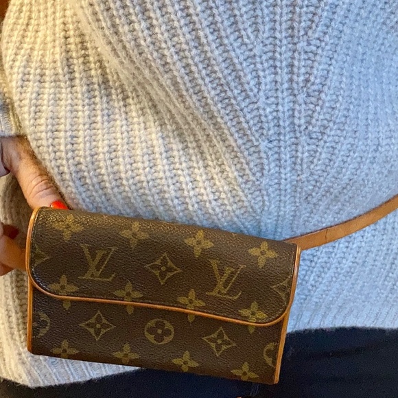 Louis Vuitton | Pochette Florentine Monogram Canvas Belt Bag - Picture 8 of 12